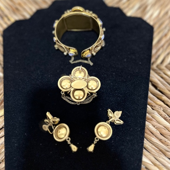 Vintage Bracelet, Earrings, Brooch - Picture 3 of 9